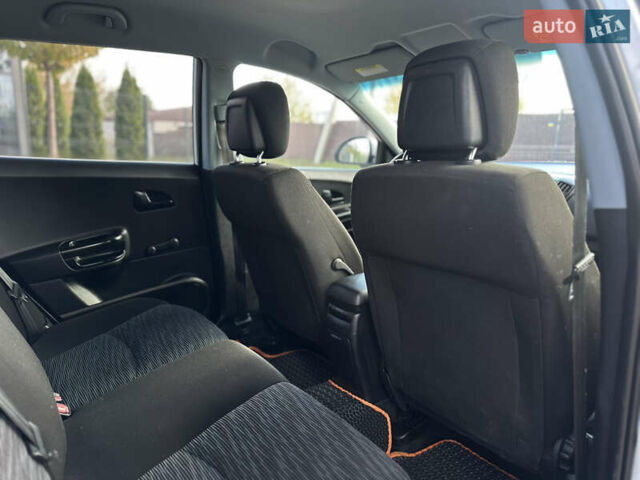 Белый Киа Сид, объемом двигателя 1.6 л и пробегом 193 тыс. км за 5500 $, фото 40 на Automoto.ua
