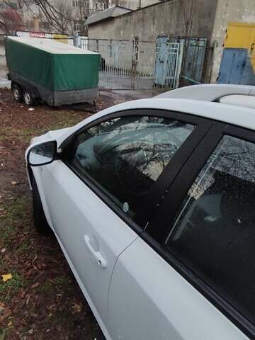 Білий Кіа Сід, об'ємом двигуна 1.6 л та пробігом 100 тис. км за 7200 $, фото 4 на Automoto.ua