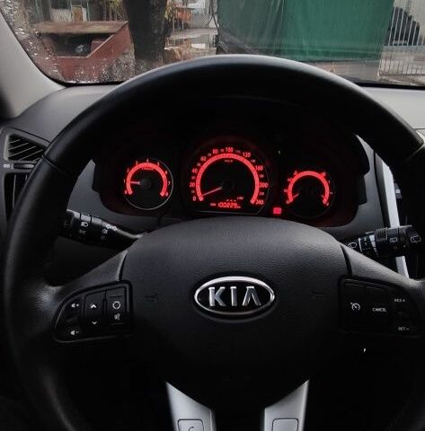 Белый Киа Сид, объемом двигателя 0 л и пробегом 100 тыс. км за 7200 $, фото 6 на Automoto.ua