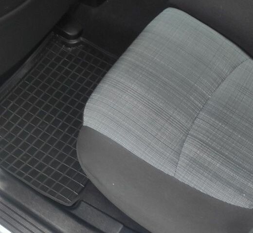 Белый Киа Сид, объемом двигателя 0 л и пробегом 100 тыс. км за 7200 $, фото 11 на Automoto.ua