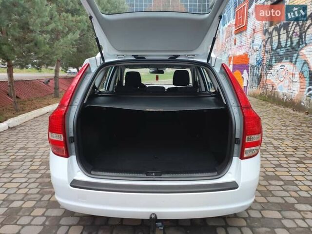 Білий Кіа Сід, об'ємом двигуна 1.59 л та пробігом 189 тис. км за 6800 $, фото 18 на Automoto.ua