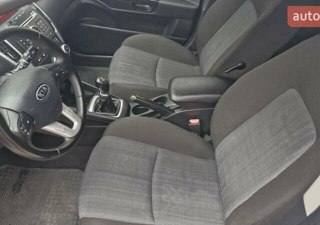 Білий Кіа Сід, об'ємом двигуна 1.58 л та пробігом 225 тис. км за 6500 $, фото 15 на Automoto.ua