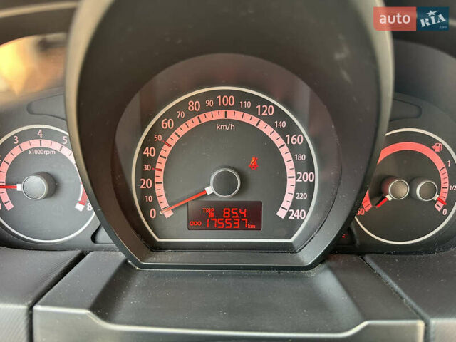 Белый Киа Сид, объемом двигателя 1.59 л и пробегом 175 тыс. км за 7200 $, фото 27 на Automoto.ua