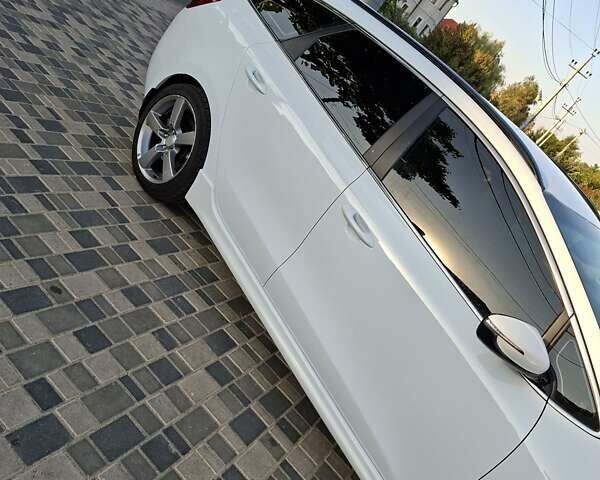 Белый Киа Сид, объемом двигателя 1.59 л и пробегом 95 тыс. км за 12400 $, фото 3 на Automoto.ua