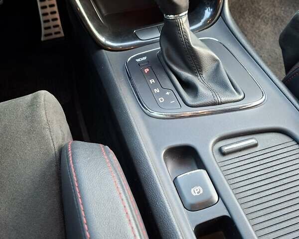 Белый Киа Сид, объемом двигателя 1.59 л и пробегом 95 тыс. км за 12400 $, фото 19 на Automoto.ua