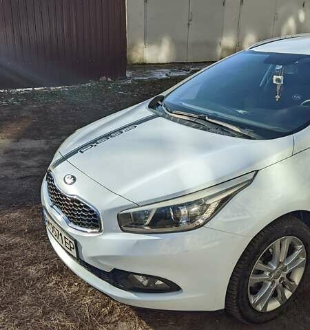 Белый Киа Сид, объемом двигателя 1.6 л и пробегом 212 тыс. км за 7950 $, фото 19 на Automoto.ua