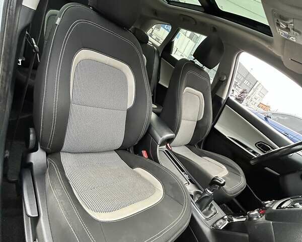 Білий Кіа Сід, об'ємом двигуна 1.6 л та пробігом 193 тис. км за 6600 $, фото 34 на Automoto.ua