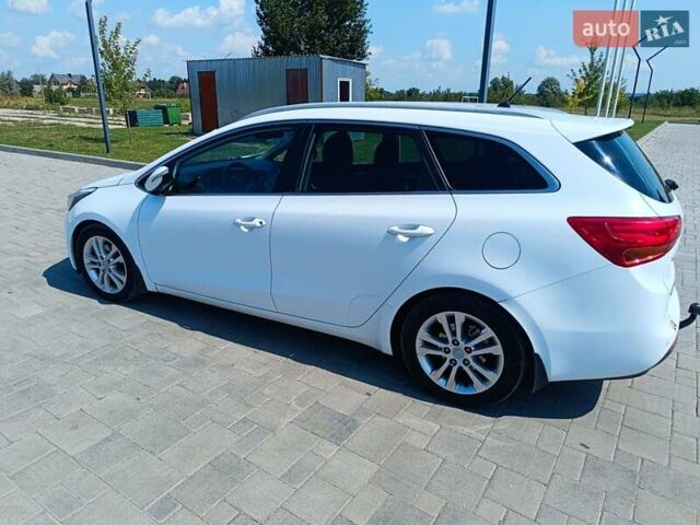 Белый Киа Сид, объемом двигателя 1.59 л и пробегом 247 тыс. км за 8800 $, фото 15 на Automoto.ua
