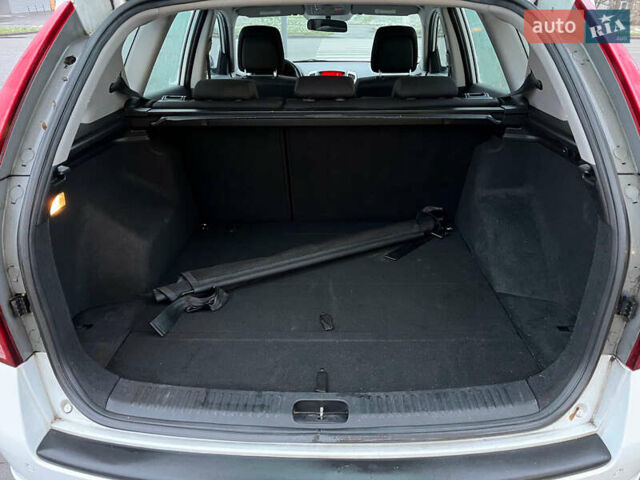 Білий Кіа Сід, об'ємом двигуна 1.4 л та пробігом 143 тис. км за 6700 $, фото 14 на Automoto.ua