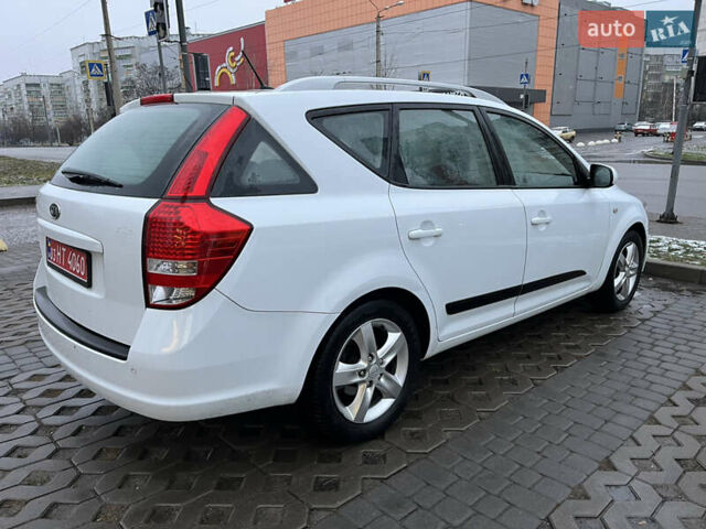 Білий Кіа Сід, об'ємом двигуна 1.4 л та пробігом 143 тис. км за 6700 $, фото 3 на Automoto.ua