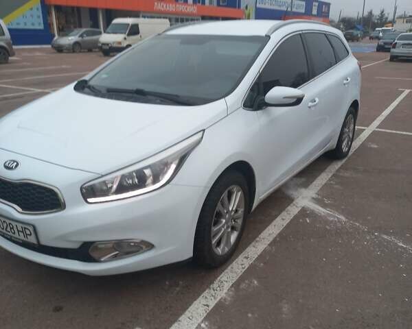 Білий Кіа Сід, об'ємом двигуна 1.6 л та пробігом 238 тис. км за 8999 $, фото 1 на Automoto.ua