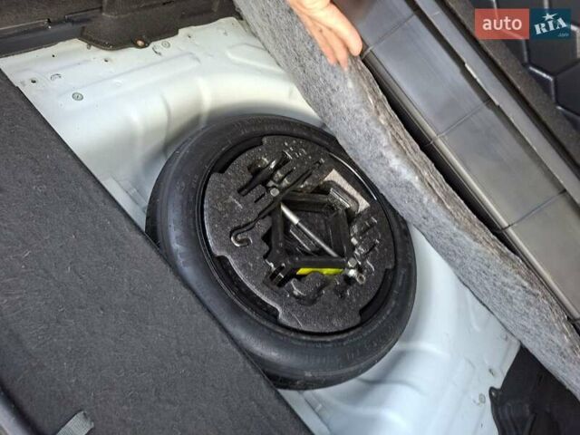 Білий Кіа Сід, об'ємом двигуна 1.59 л та пробігом 95 тис. км за 11800 $, фото 25 на Automoto.ua