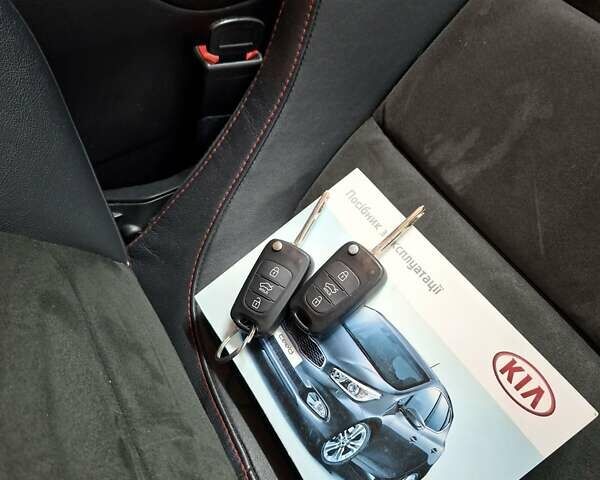 Белый Киа Сид, объемом двигателя 1.59 л и пробегом 95 тыс. км за 12400 $, фото 29 на Automoto.ua