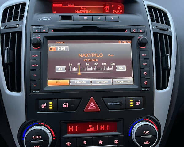 Білий Кіа Сід, об'ємом двигуна 1.4 л та пробігом 143 тис. км за 6700 $, фото 8 на Automoto.ua