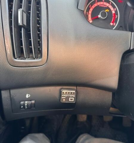 Білий Кіа Сід, об'ємом двигуна 1.4 л та пробігом 240 тис. км за 5600 $, фото 13 на Automoto.ua