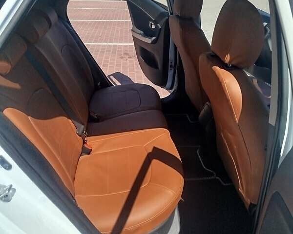 Білий Кіа Сід, об'ємом двигуна 1.58 л та пробігом 235 тис. км за 8300 $, фото 10 на Automoto.ua