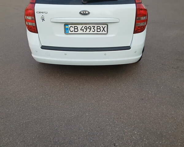 Белый Киа Сид, объемом двигателя 1.59 л и пробегом 104 тыс. км за 8300 $, фото 1 на Automoto.ua