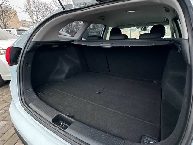 Білий Кіа Сід, об'ємом двигуна 1.6 л та пробігом 263 тис. км за 10500 $, фото 15 на Automoto.ua