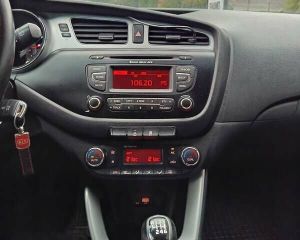 Белый Киа Сид, объемом двигателя 1.6 л и пробегом 265 тыс. км за 8200 $, фото 12 на Automoto.ua