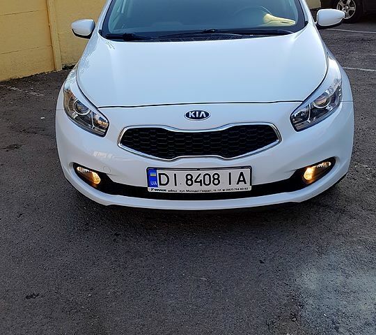 Белый Киа Сид, объемом двигателя 1.6 л и пробегом 116 тыс. км за 10500 $, фото 1 на Automoto.ua