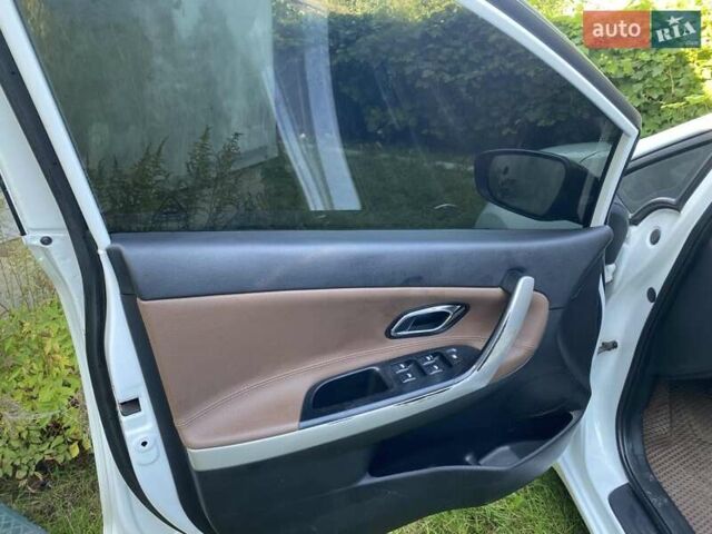 Киа Сид 2013 в Львове на Automoto.ua Белый Киа Сид, объемом двигателя 1.58 л и пробегом 286 тыс. км за 7800 $, фото 6 на Automoto.ua