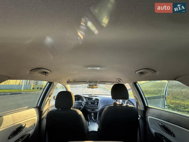 Білий Кіа Сід, об'ємом двигуна 1.6 л та пробігом 226 тис. км за 10500 $, фото 33 на Automoto.ua