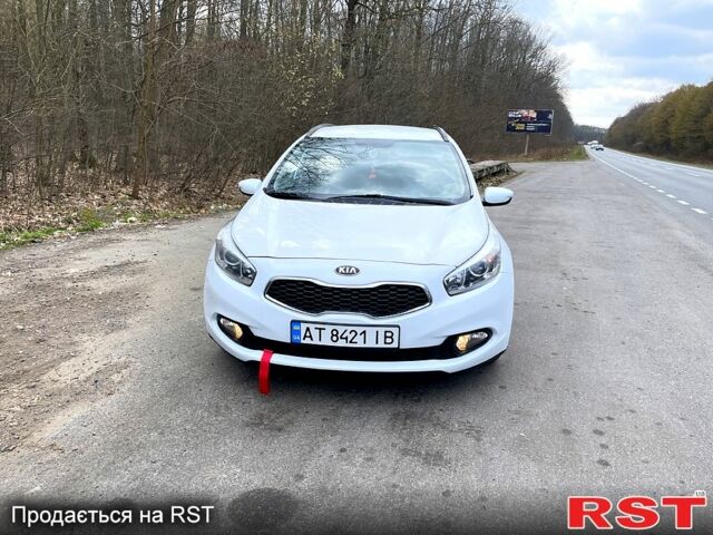 Білий Кіа Сід, об'ємом двигуна 1.6 л та пробігом 172 тис. км за 8800 $, фото 3 на Automoto.ua