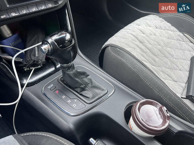 Белый Киа Сид, объемом двигателя 1.6 л и пробегом 204 тыс. км за 9700 $, фото 9 на Automoto.ua