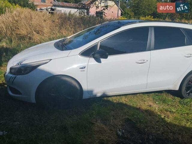 Киа Сид 2013 в Львове на Automoto.ua Белый Киа Сид, объемом двигателя 1.58 л и пробегом 286 тыс. км за 7800 $, фото 31 на Automoto.ua