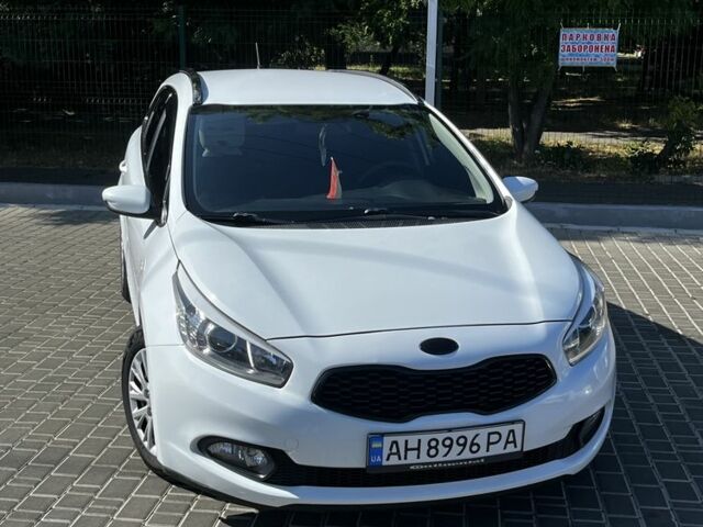 Белый Киа Сид, объемом двигателя 1.6 л и пробегом 160 тыс. км за 9000 $, фото 7 на Automoto.ua