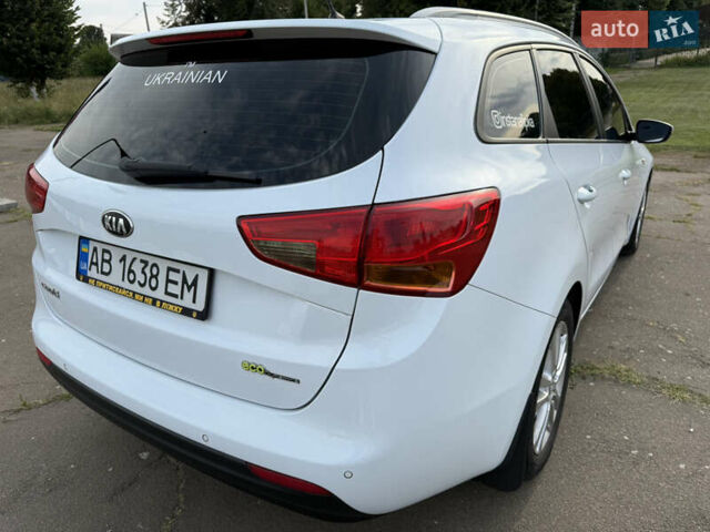 Белый Киа Сид, объемом двигателя 1.58 л и пробегом 160 тыс. км за 8500 $, фото 16 на Automoto.ua