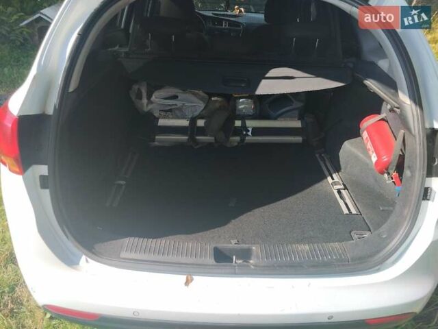Киа Сид 2013 в Львове на Automoto.ua Белый Киа Сид, объемом двигателя 1.58 л и пробегом 286 тыс. км за 7800 $, фото 54 на Automoto.ua