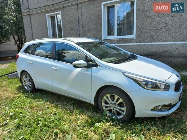 Белый Киа Сид, объемом двигателя 1.58 л и пробегом 405 тыс. км за 8000 $, фото 4 на Automoto.ua