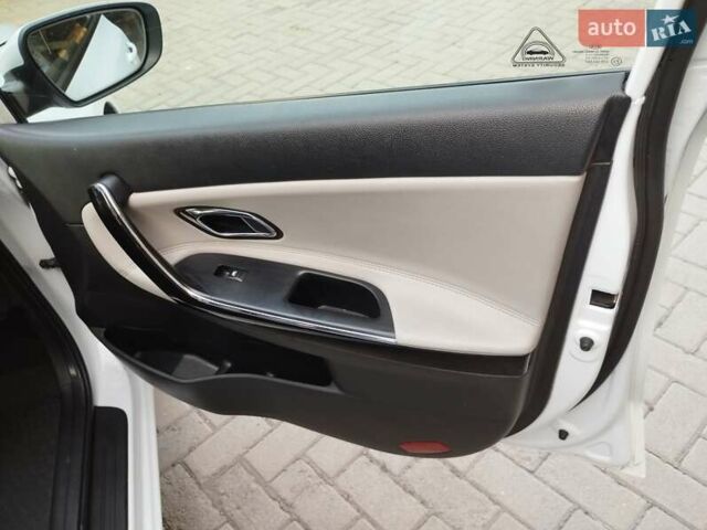 Білий Кіа Сід, об'ємом двигуна 1.58 л та пробігом 120 тис. км за 10600 $, фото 19 на Automoto.ua
