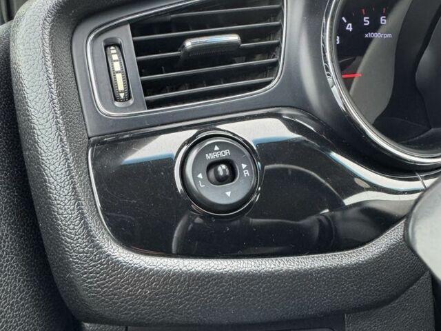 Білий Кіа Сід, об'ємом двигуна 1.6 л та пробігом 226 тис. км за 10500 $, фото 17 на Automoto.ua