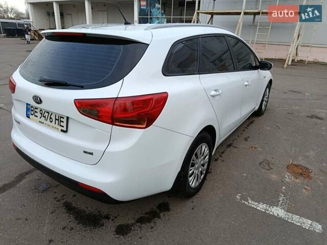 Белый Киа Сид, объемом двигателя 1.59 л и пробегом 291 тыс. км за 8700 $, фото 13 на Automoto.ua