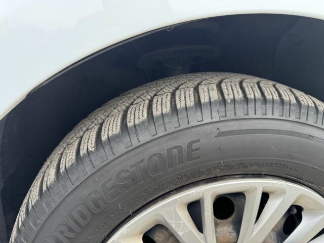 Білий Кіа Сід, об'ємом двигуна 1.6 л та пробігом 226 тис. км за 10500 $, фото 10 на Automoto.ua