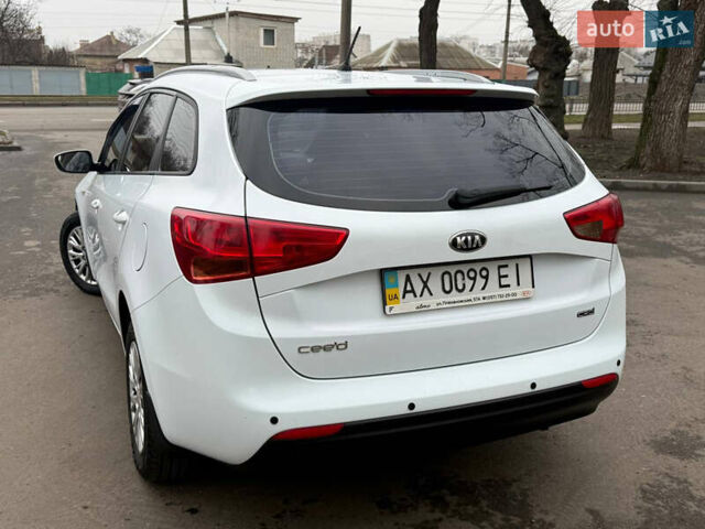 Білий Кіа Сід, об'ємом двигуна 1.6 л та пробігом 124 тис. км за 11500 $, фото 7 на Automoto.ua