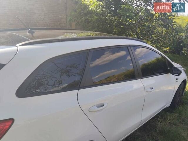 Киа Сид 2013 в Львове на Automoto.ua Белый Киа Сид, объемом двигателя 1.58 л и пробегом 286 тыс. км за 7800 $, фото 53 на Automoto.ua