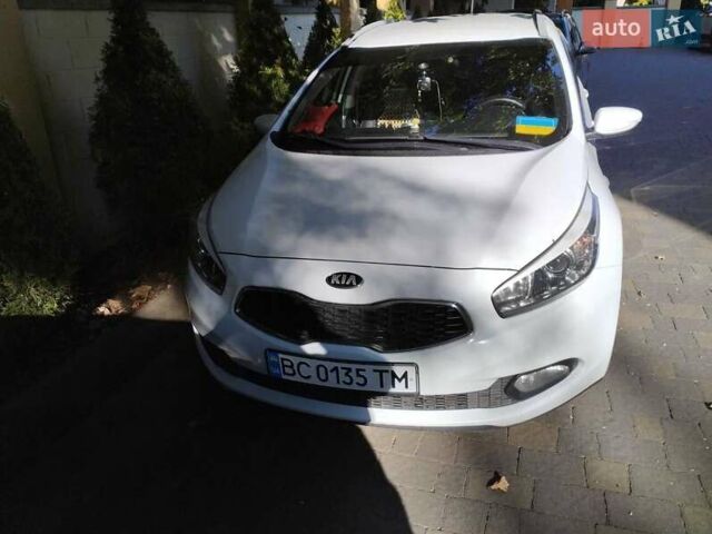 Белый Киа Сид, объемом двигателя 1.4 л и пробегом 250 тыс. км за 8200 $, фото 1 на Automoto.ua