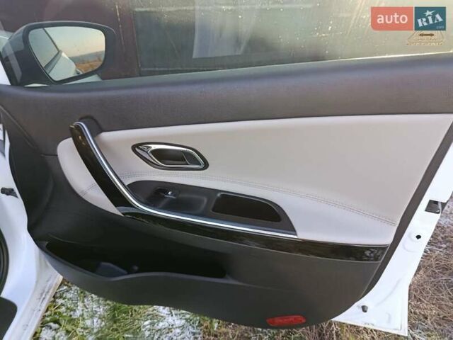 Белый Киа Сид, объемом двигателя 1.59 л и пробегом 291 тыс. км за 8700 $, фото 7 на Automoto.ua