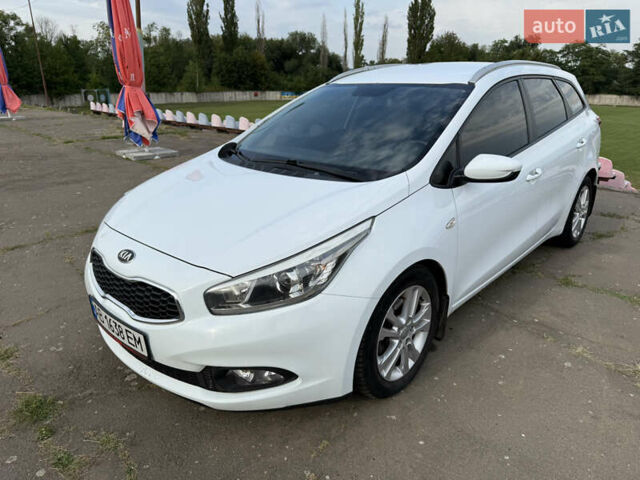 Белый Киа Сид, объемом двигателя 1.58 л и пробегом 160 тыс. км за 8500 $, фото 2 на Automoto.ua