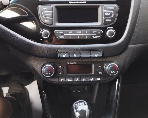 Білий Кіа Сід, об'ємом двигуна 1.58 л та пробігом 120 тис. км за 10600 $, фото 26 на Automoto.ua