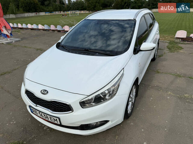 Белый Киа Сид, объемом двигателя 1.58 л и пробегом 160 тыс. км за 8500 $, фото 11 на Automoto.ua