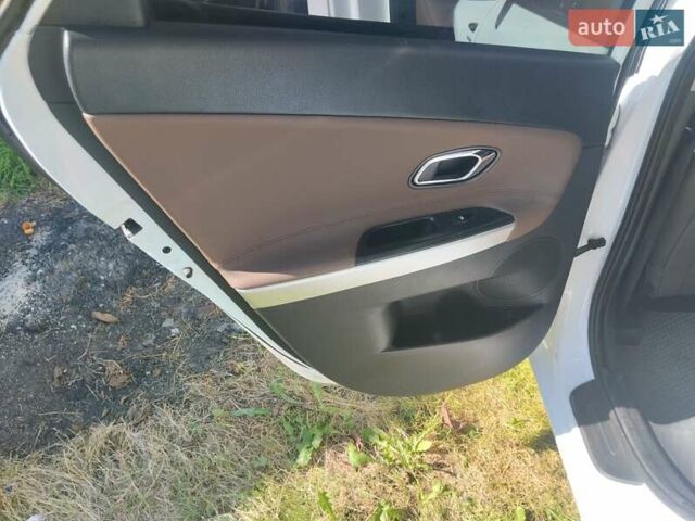 Киа Сид 2013 в Львове на Automoto.ua Белый Киа Сид, объемом двигателя 1.58 л и пробегом 286 тыс. км за 7800 $, фото 52 на Automoto.ua