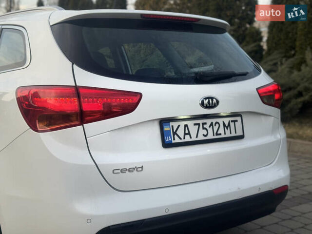 Белый Киа Сид, объемом двигателя 1.4 л и пробегом 211 тыс. км за 7850 $, фото 3 на Automoto.ua