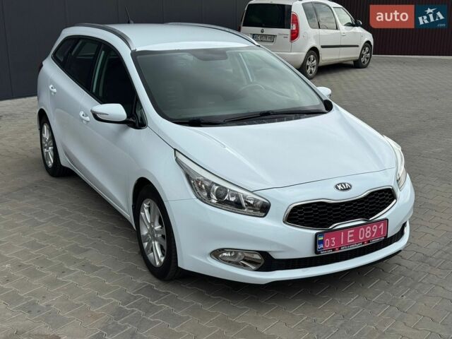 Білий Кіа Сід, об'ємом двигуна 1.6 л та пробігом 217 тис. км за 8999 $, фото 9 на Automoto.ua