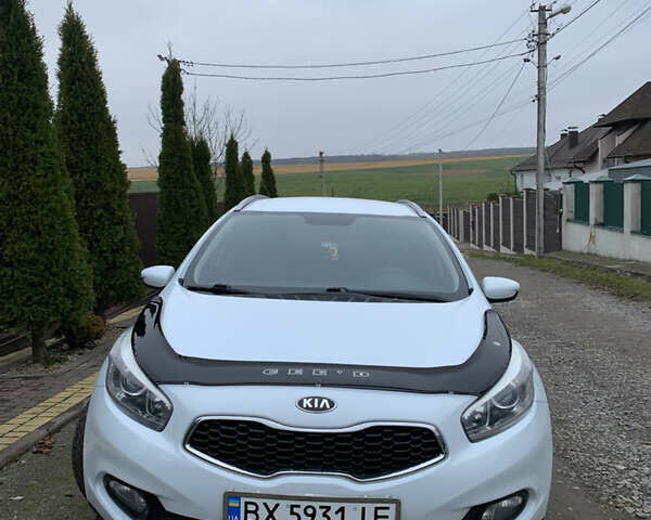 Білий Кіа Сід, об'ємом двигуна 1.6 л та пробігом 258 тис. км за 7800 $, фото 1 на Automoto.ua