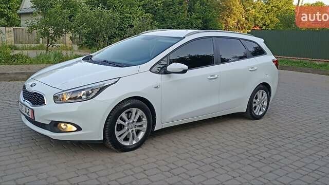 Белый Киа Сид, объемом двигателя 1.4 л и пробегом 240 тыс. км за 8999 $, фото 9 на Automoto.ua