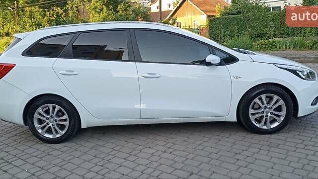 Белый Киа Сид, объемом двигателя 1.4 л и пробегом 240 тыс. км за 8999 $, фото 50 на Automoto.ua